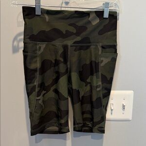 Old Navy Women's Camo Bike Shorts
